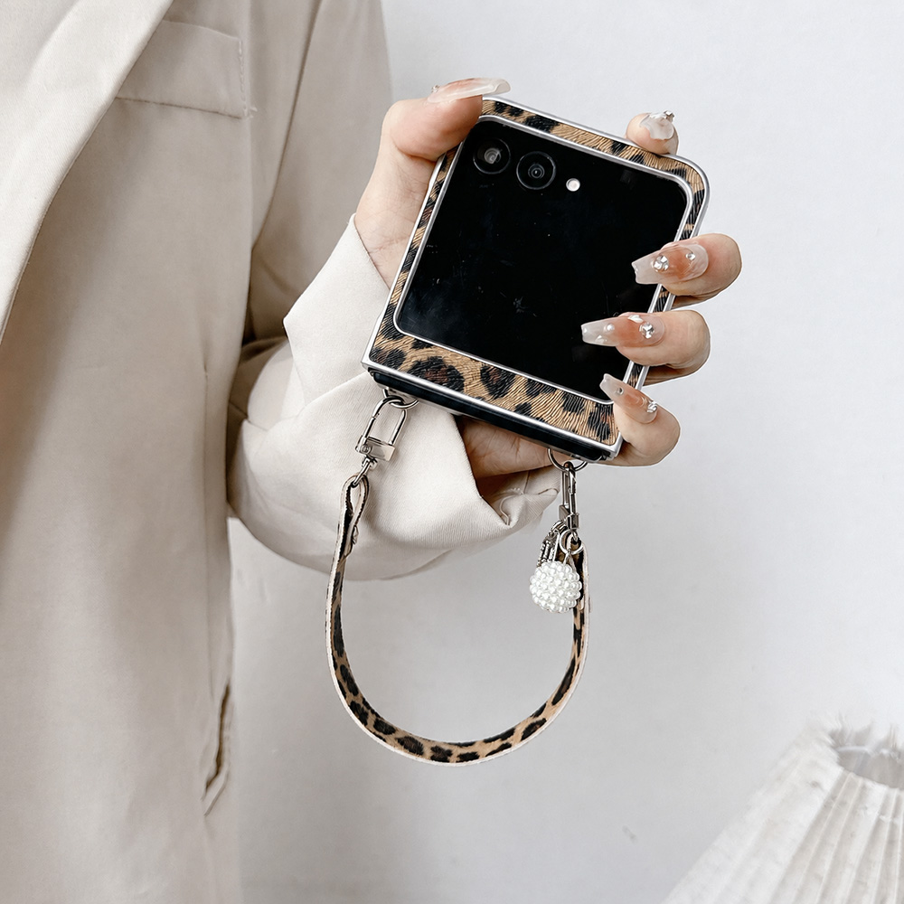 Leopard Print Folding Flip Pho - огляд і ціна Phone Cases Girly