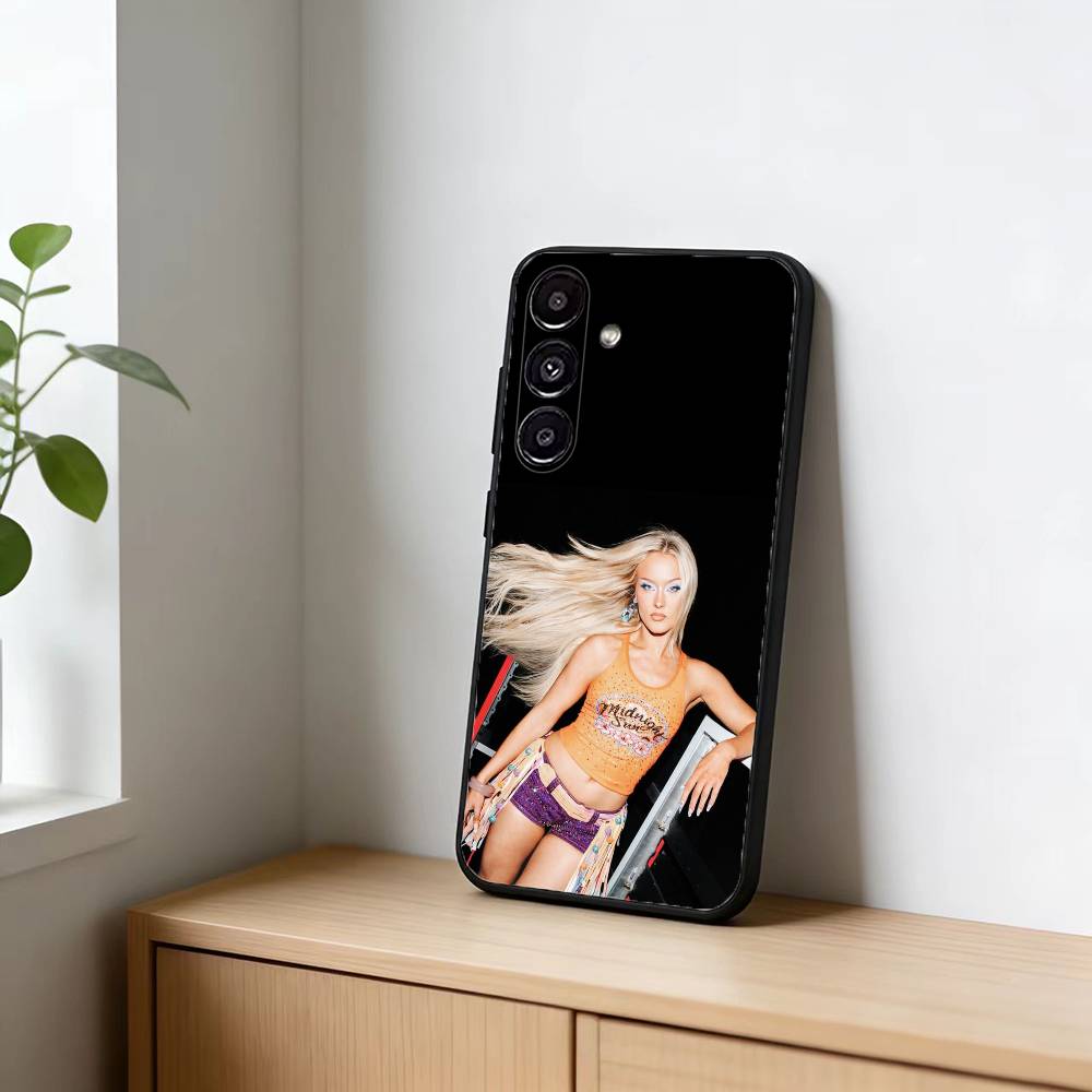 Singer Zara Larsson Midnight S - огляд і ціна Phone Cases Zara