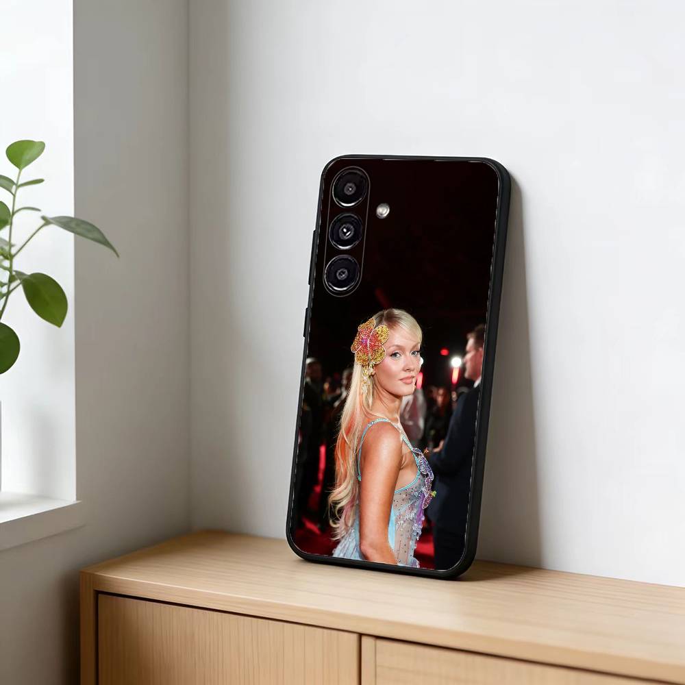 Singer Zara Larsson Midnight S - огляд і ціна Phone Cases Zara